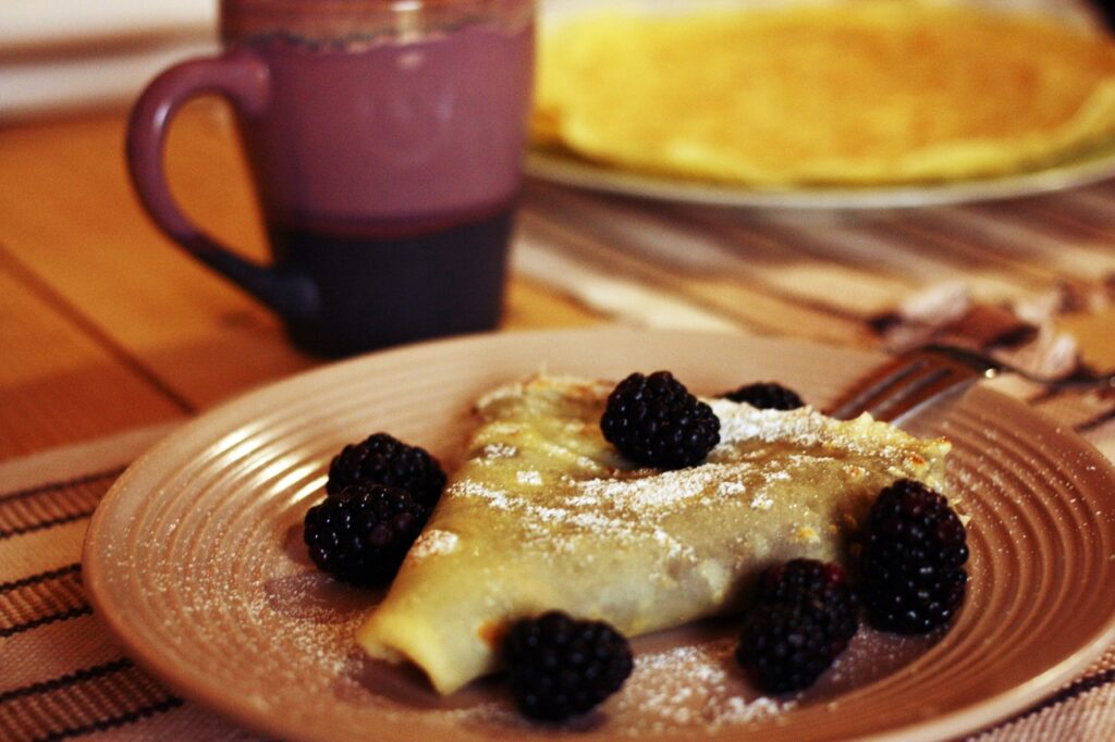 crêpe con crema di nocciole e more